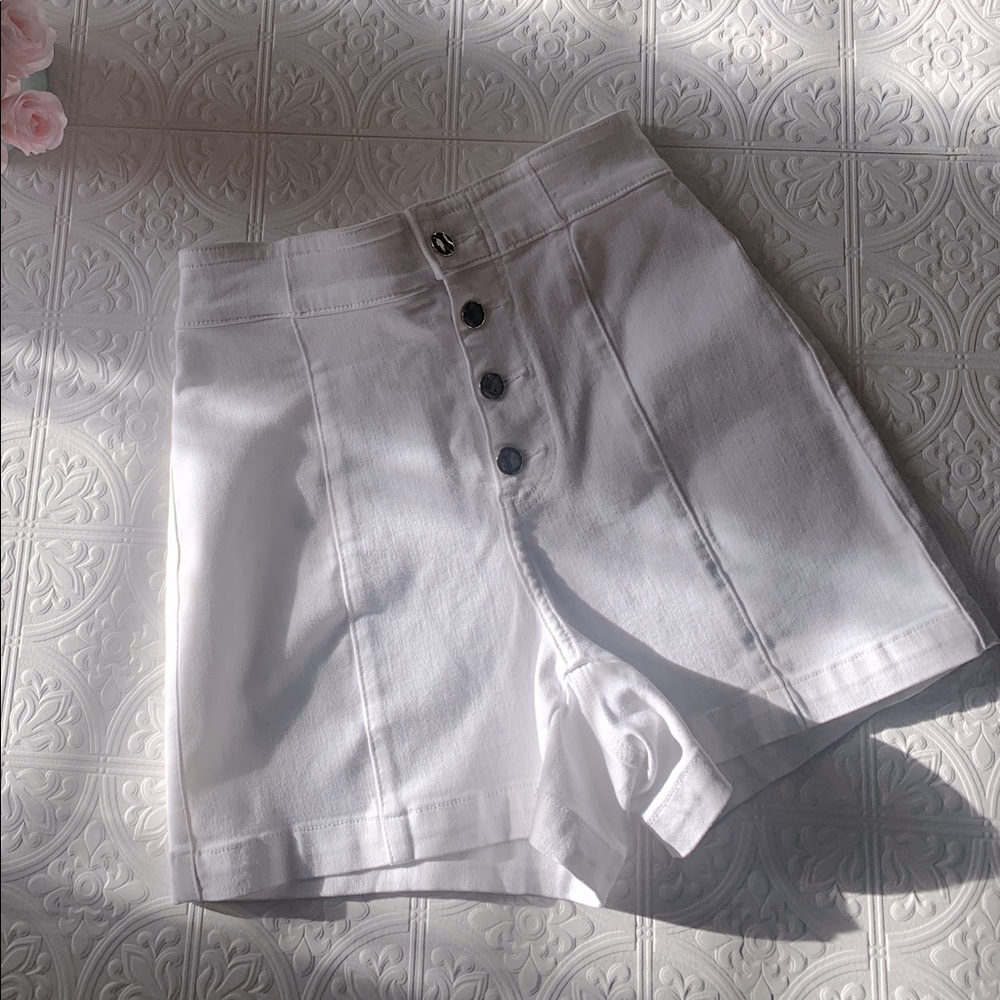 Express White "Midi Super High Rise" High Waist Sailor Shorts
